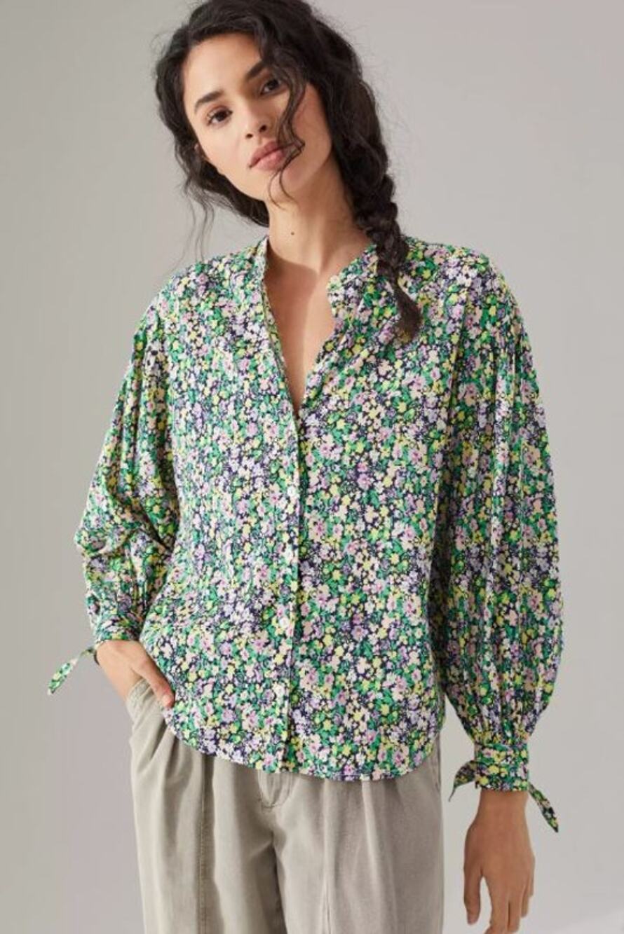 Maeve Anthropologie Floral Shirt Women's Size XS Green Button Front Tie Cuffs